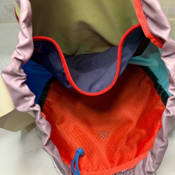 Cotopaxi Colorful Crossbody Travel/Hiking Bag - Picture 7 of 9